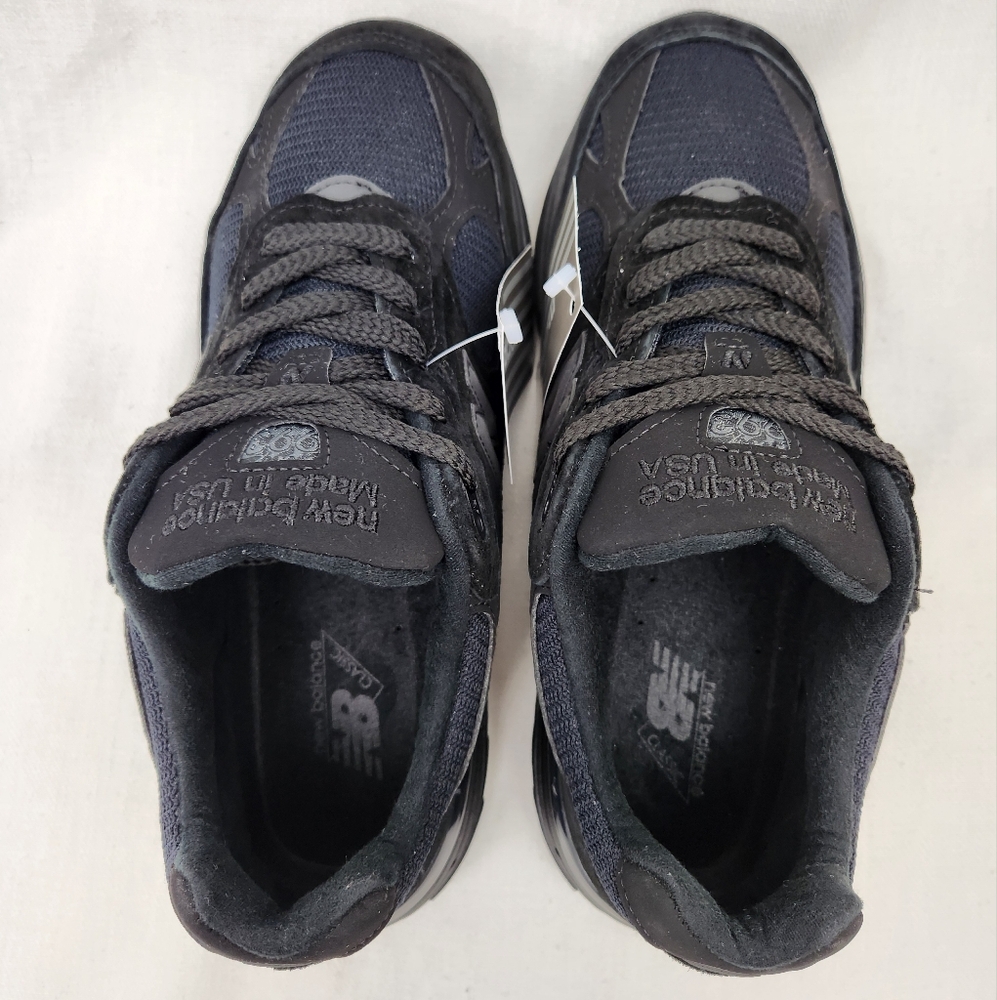 New balance 993 Black On Black Suede Sneakers. USA - Picture 8 of 13